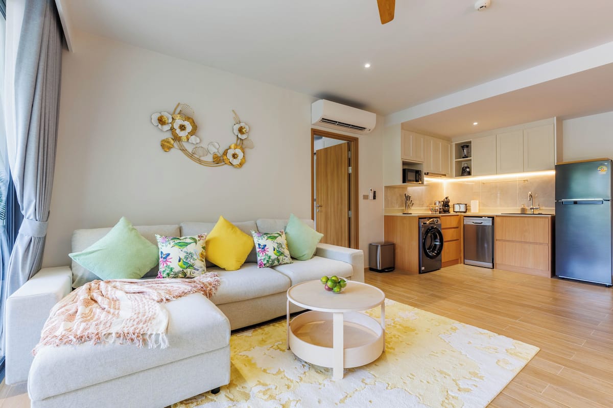 Appartement Ville, balcon | Coin séjour