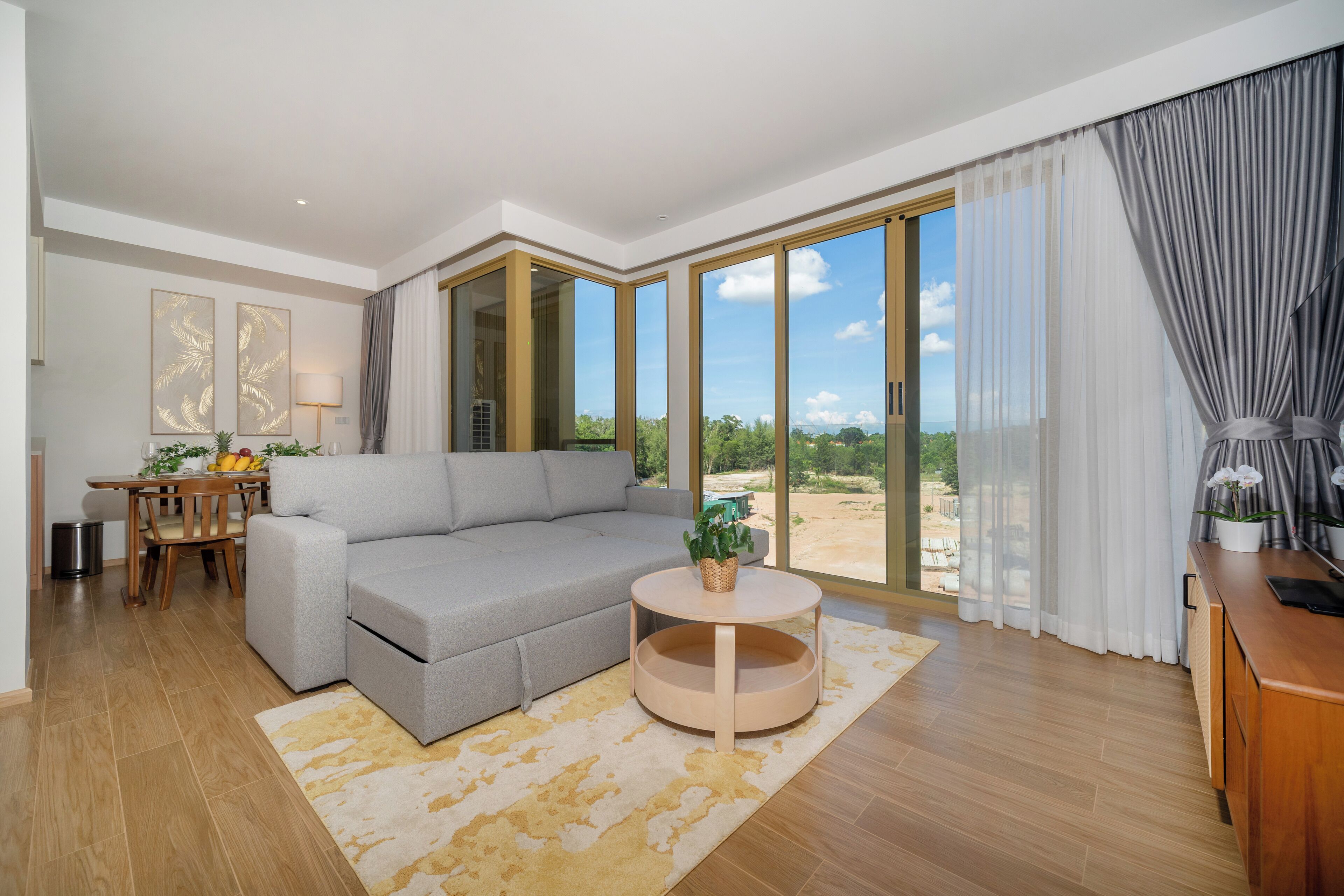 อพาร์ทเมนท์สำหรับครอบครัว | บริเวณนั่งเล่น | ทีวีจอแบน