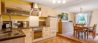 Pension 'Schmidt' with Lake View, Private Terrace and Wi-Fi