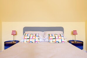 مكواة/لوح كي وواي فاي وملاءات أسرّة