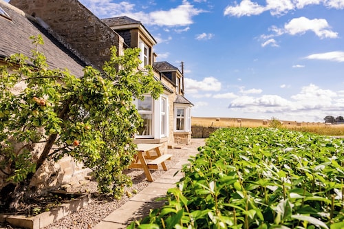 Barley Bank, a peaceful, tranquil dog-friendly retreat with a wood burning stove