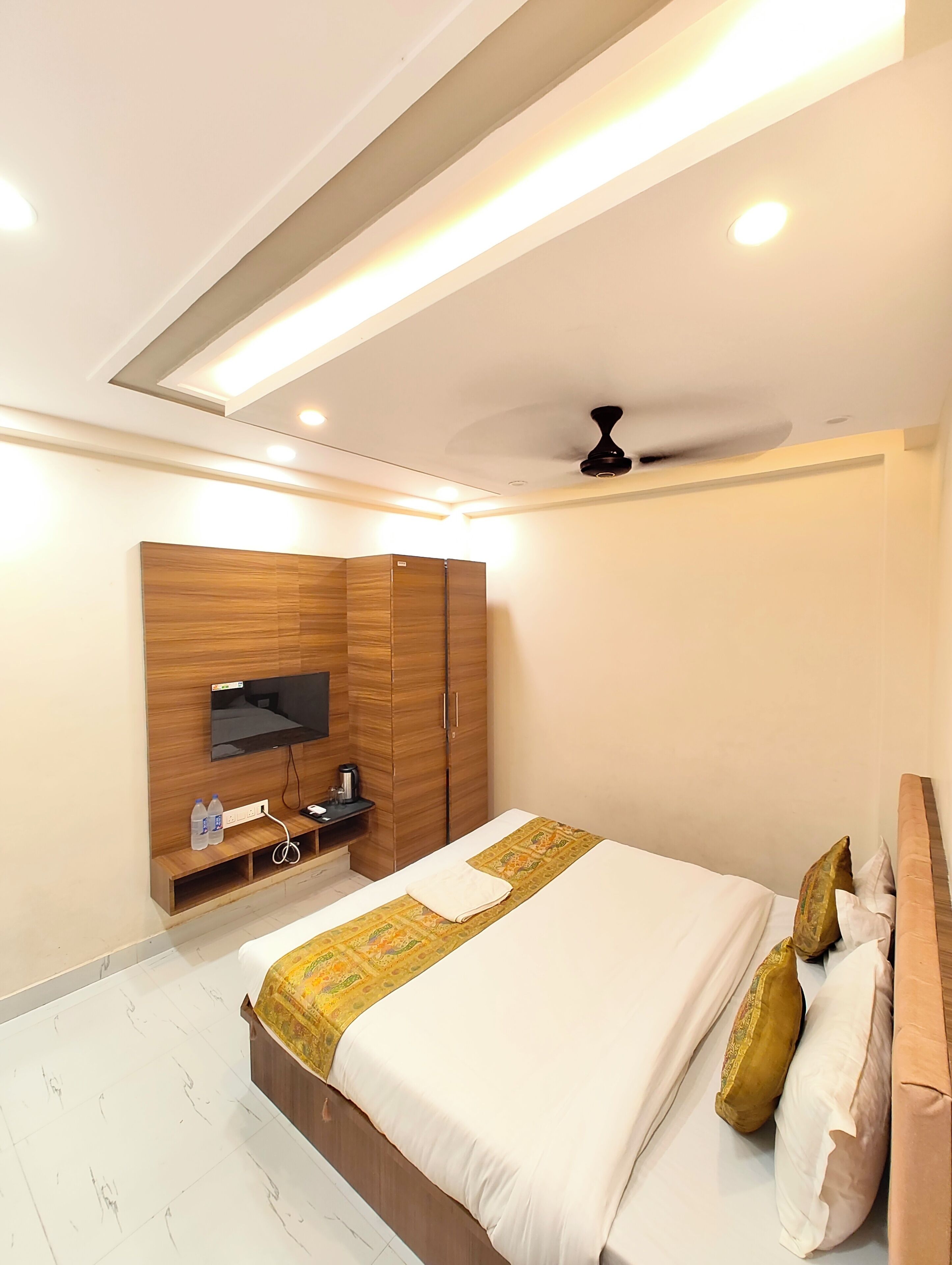 Deluxe Double Room, Air conditioning | View from room
