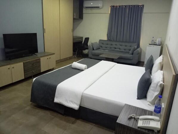 Free WiFi - The Cate House Hotel (Lagos)
