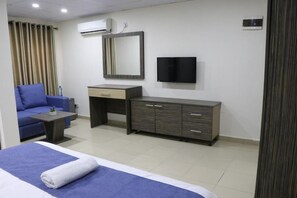 Free WiFi - The Cate House Hotel (Lagos)