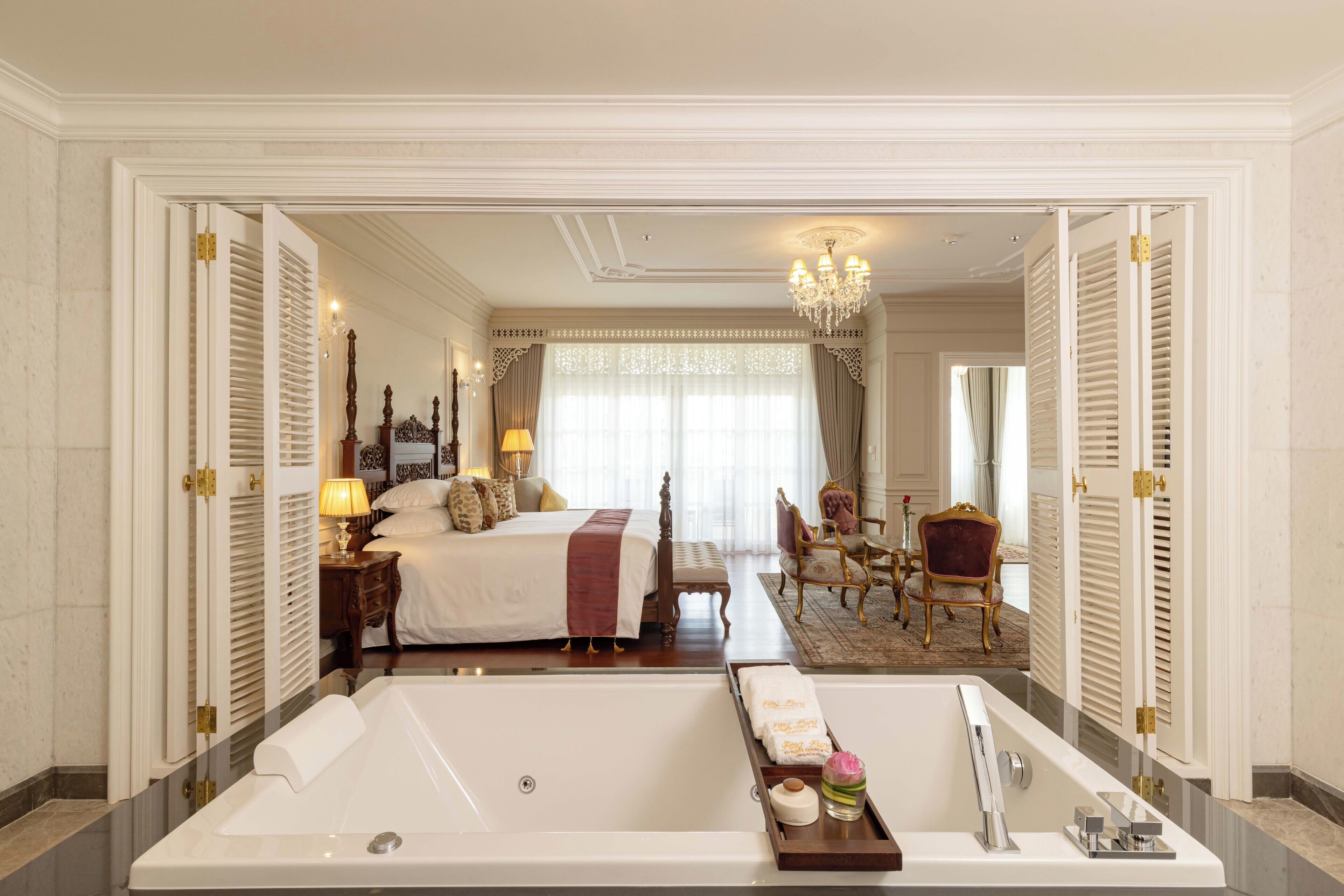 Executive Suite, Balcony, River View | In-room safe, desk, laptop workspace, blackout drapes