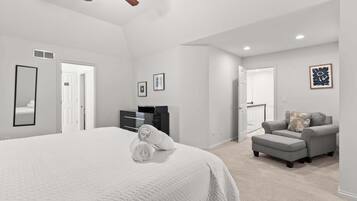 House, Multiple Beds, Patio, Garden View (The Gahanna Grand) | 5 bedrooms, desk, laptop workspace, individually decorated