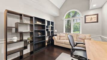 House, Multiple Beds, Patio, Garden View (The Gahanna Grand) | Living area | 42-inch flat-screen TV with digital channels