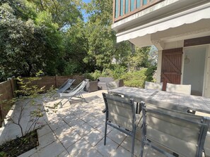 Outdoor dining - Holiday in Arcachon - Apartment near Moulleau with Terrace (Arcachon)