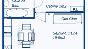 A hotel layout with a bathroom, a 5m2 ensuite room, a 15.5m2 sitting/dining area, and a 5m2 ensuite room. - Studio cabin 3 pers South balcony on snow front (Aussois)