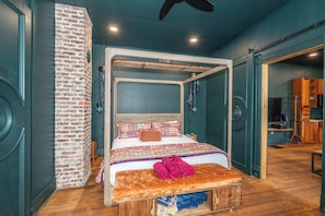 Apartment, 1 King Bed, Kitchen (Timeless on Main 2) | 1 bedroom, individually decorated, individually furnished