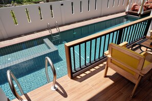 Quarto luxo, vista para a piscina | Wi-Fi de cortesia