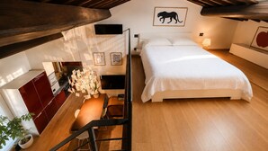 1 bedroom, iron/ironing board, WiFi, bed sheets - Stunning Loft nestled in the Tuscan countryside 15 minutes walk from the center. (Toscana)