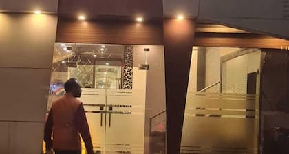 Hotel Palace Residency
