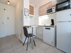 House | Private kitchen | Highchair