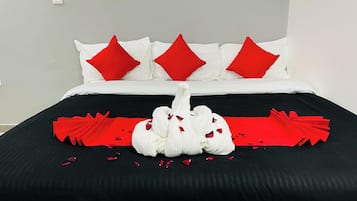 Standard-Doppelzimmer, Gartenblick | Kostenloses WLAN, Bettwäsche