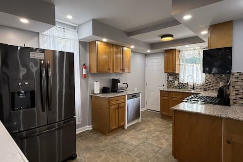 House, Garden View | Private kitchen | Coffee/tea maker, electric kettle