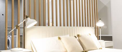 مكواة/لوح كي وملاءات أسرّة