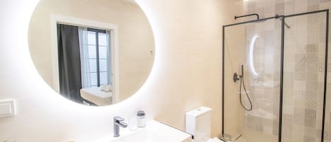 Shower, hair dryer
