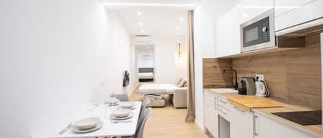 Fridge, microwave, dishwasher, coffee/tea maker