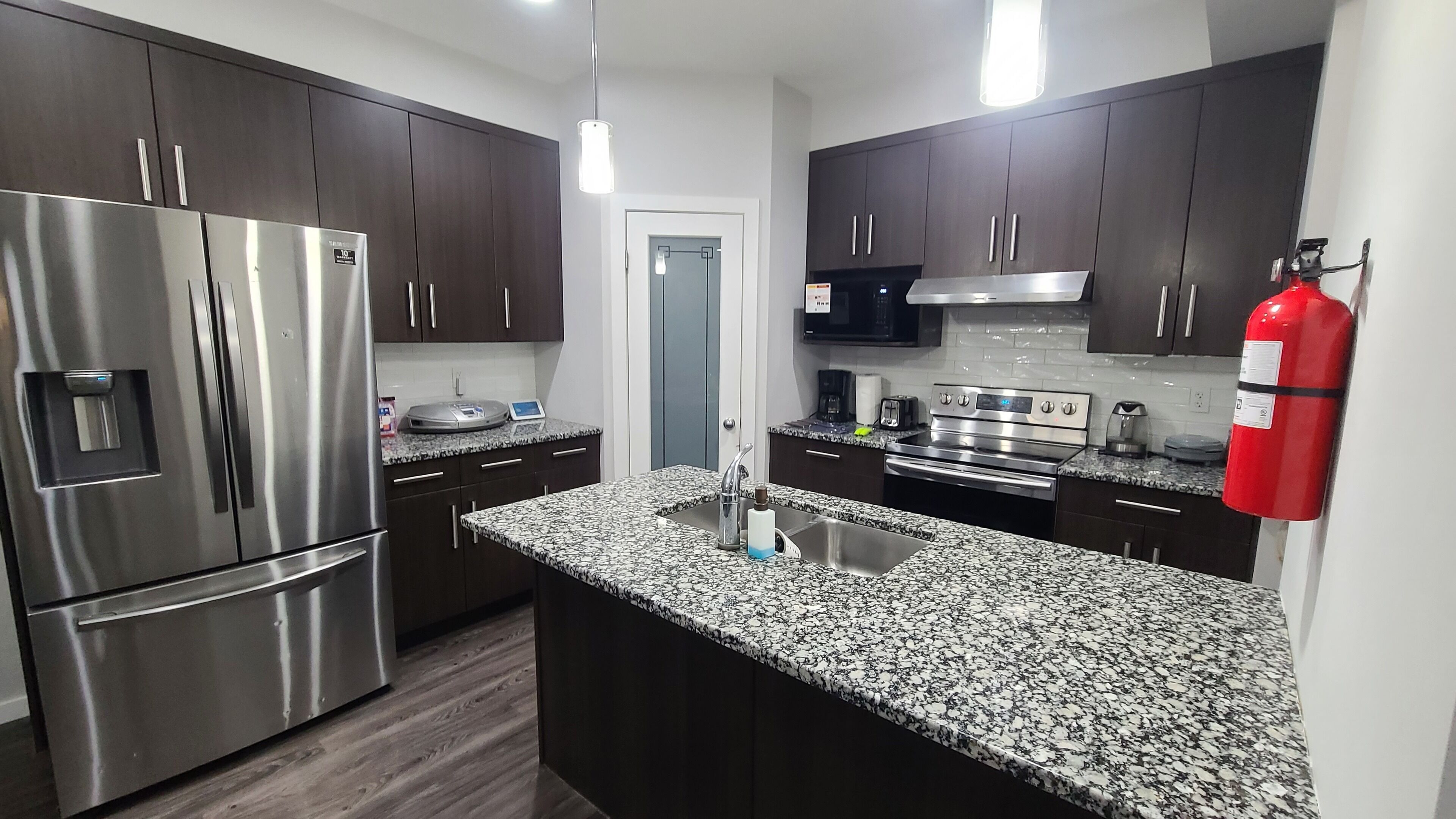 Microwave, oven, stovetop, dishwasher