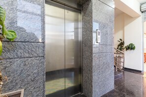 Lift - Treebo Silent Woods (Bengaluru)