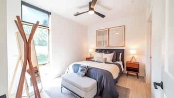 Blackout curtains, free WiFi, bed sheets