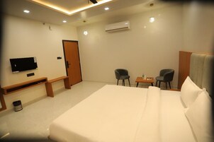 Sistema de insonorización y tabla de planchar con plancha