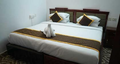 Pournami Inn