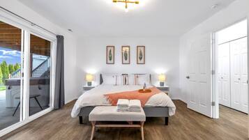 1 slaapkamer, een strijkplank/strijkijzer, wifi, beddengoed