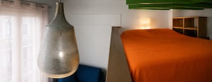 1 bedroom, iron/ironing board, internet, bed sheets