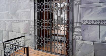 Townhouse Heritage Scindia Ghat