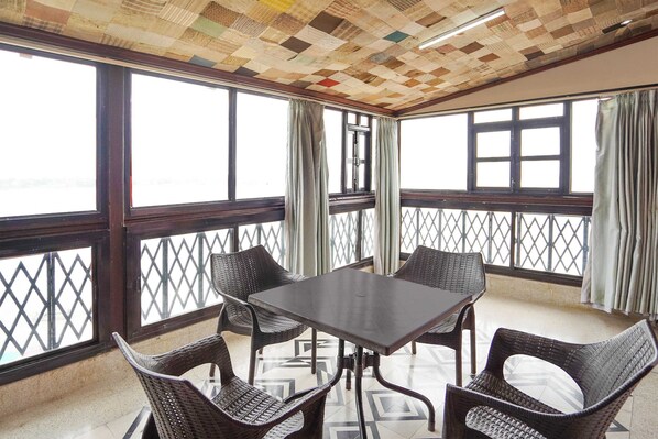 Dining - Townhouse Heritage Scindia Ghat (Varanasi)