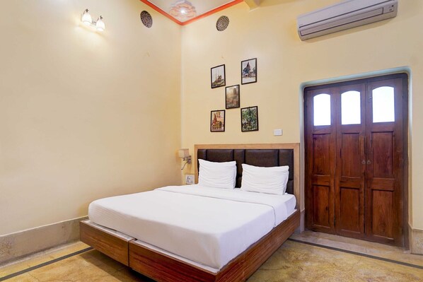 Room - Townhouse Heritage Scindia Ghat (Varanasi)