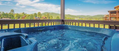 Bain à remous extérieur