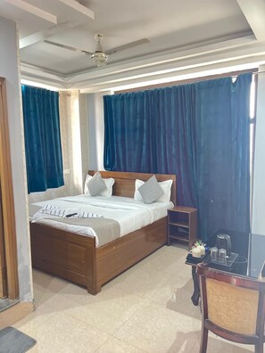 Deluxe Room | Free WiFi