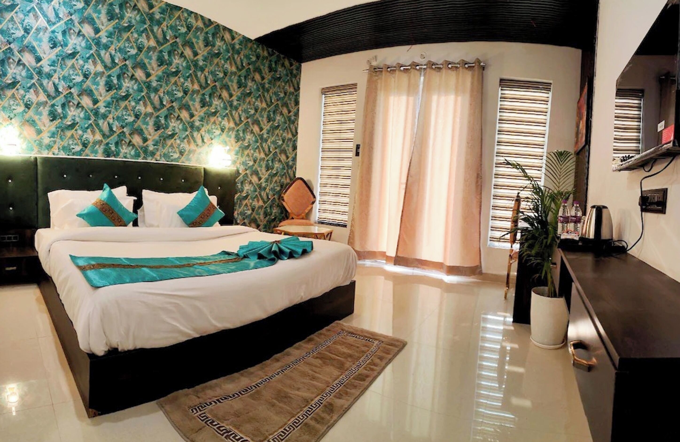 低過敏寢具、書桌、隔音、免費無線上網