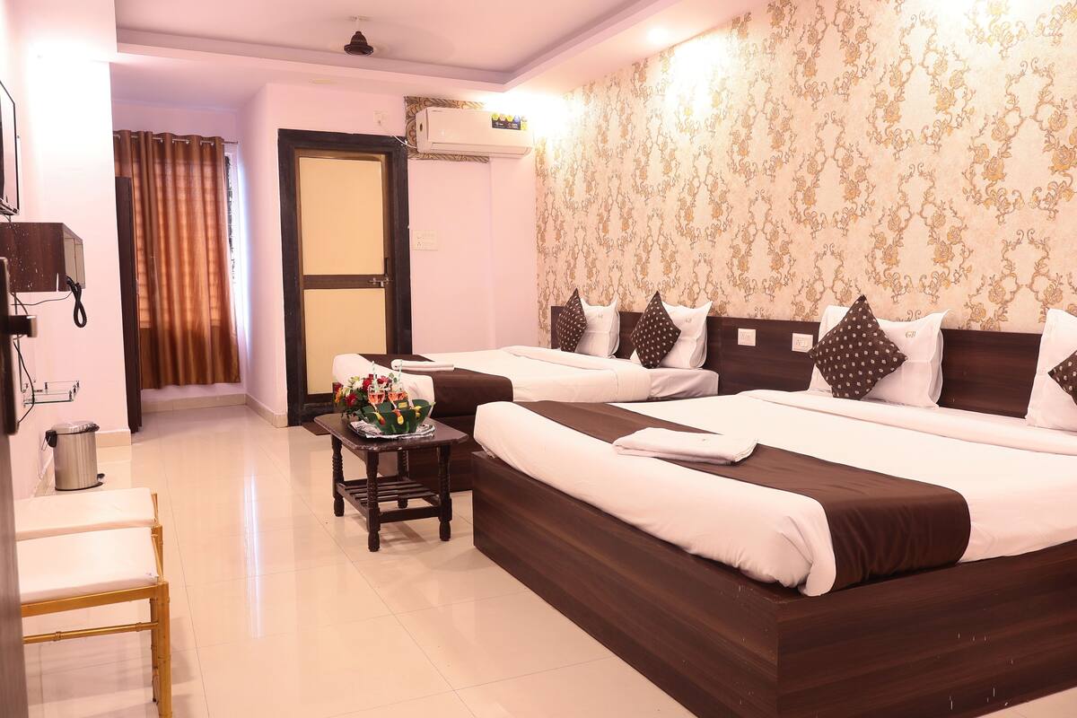 Egyptian cotton sheets, premium bedding, down duvets, memory-foam beds