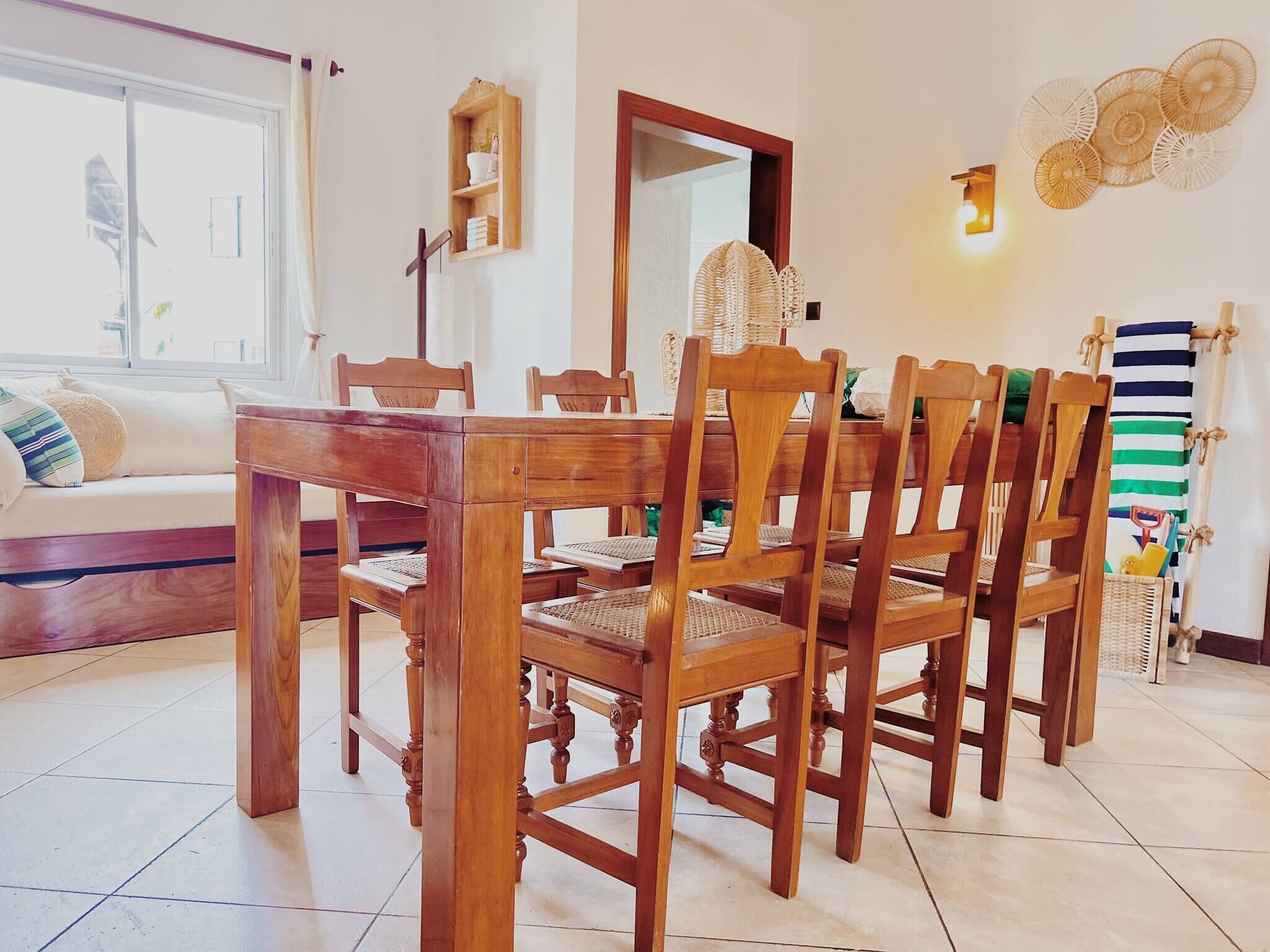 Apartment, 2 Bedrooms, Smoking, Balcony | Dining room