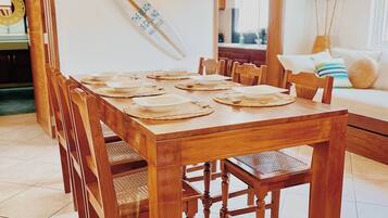 Departamento, 2 habitaciones, para fumadores, balcón | Comedor