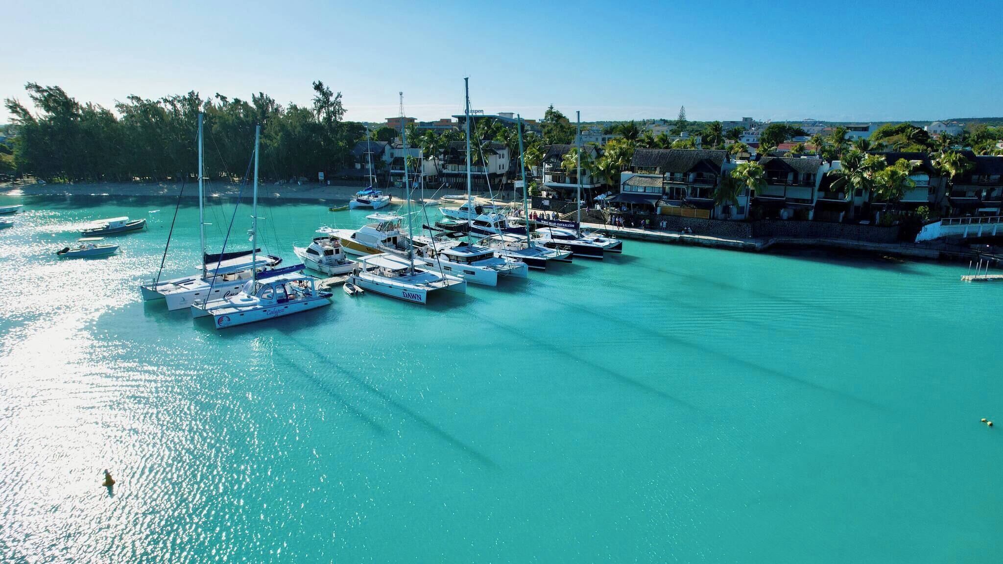 Marina/club náutico