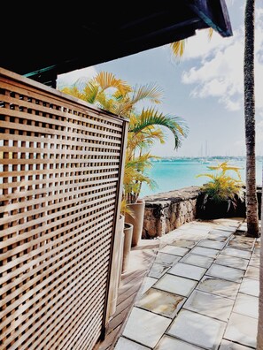 Apartment, 2 Bedrooms, Smoking, Balcony | Property grounds