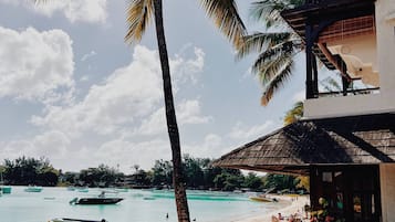 Apartment, 2 Bedrooms, Smoking, Balcony | Beach