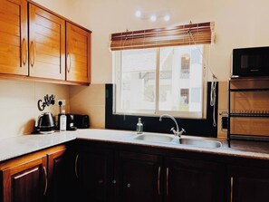 Apartment, 2 Bedrooms, Smoking, Balcony | Interior