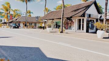 Apartment, 2 Bedrooms, Smoking, Balcony | Exterior