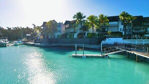 Huoneisto, 2 makuuhuonetta, tupakointi sallittu, parveke | Ulkopuoli