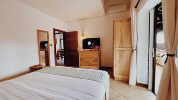 Apartment, 2 Bedrooms, Smoking, Balcony | 2 bedrooms