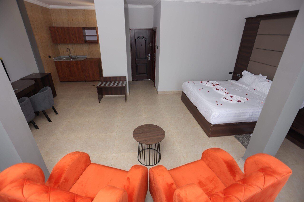 Chambre Familiale, balcon, vue jardin