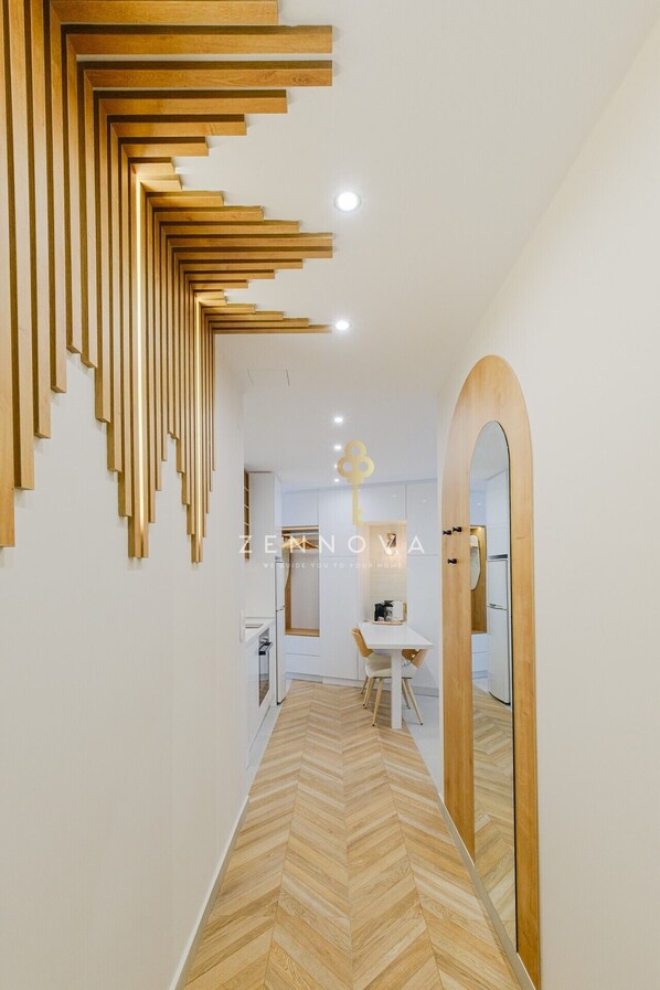 Interior entrance - Zennova 72 Tsinari Luxury Suite (Thessaloniki)