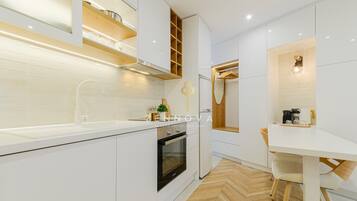 Deluxe-Apartment, Stadtblick | Eigene Küche | Wasserkocher, Toaster