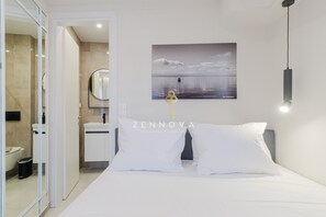 Căn hộ Deluxe, quang cảnh thành phố | Bàn ủi/dụng cụ ủi quần áo, truy cập Internet không dây miễn phí